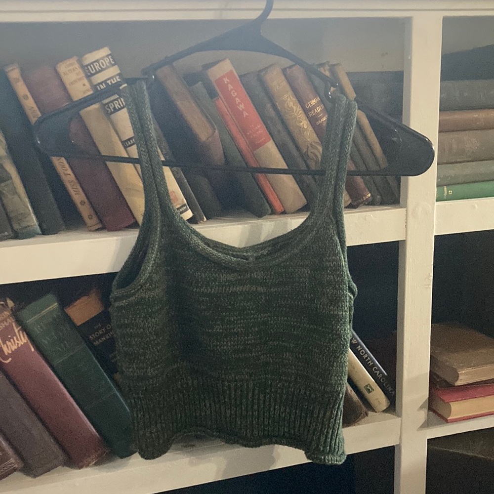 Crop sweater tank top